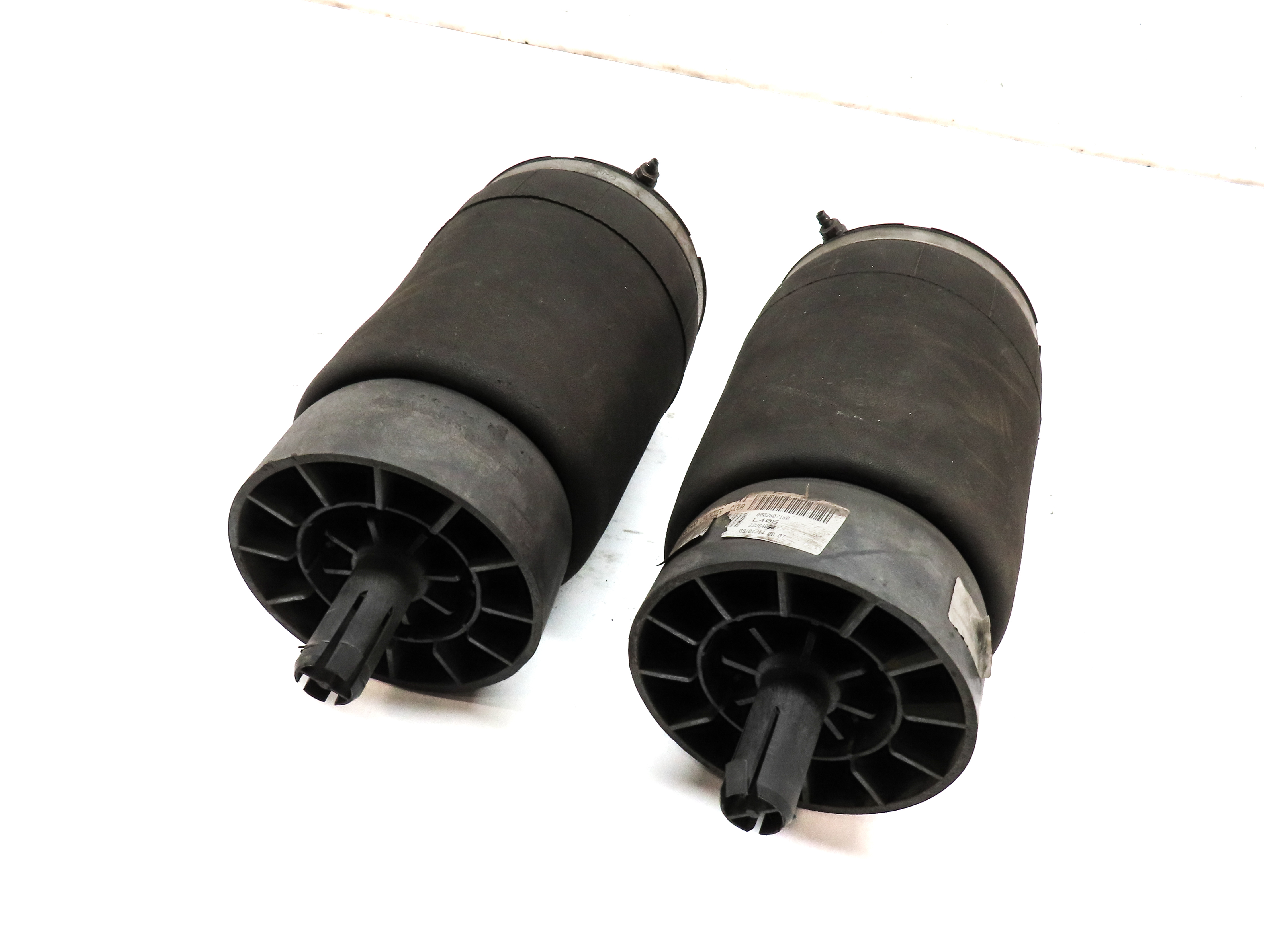 2013-2019 RANGE ROVER (L405) LEFT & RIGHT REAR AIR SUSPENSION AIR SPRING SET-2 — exact item pictured